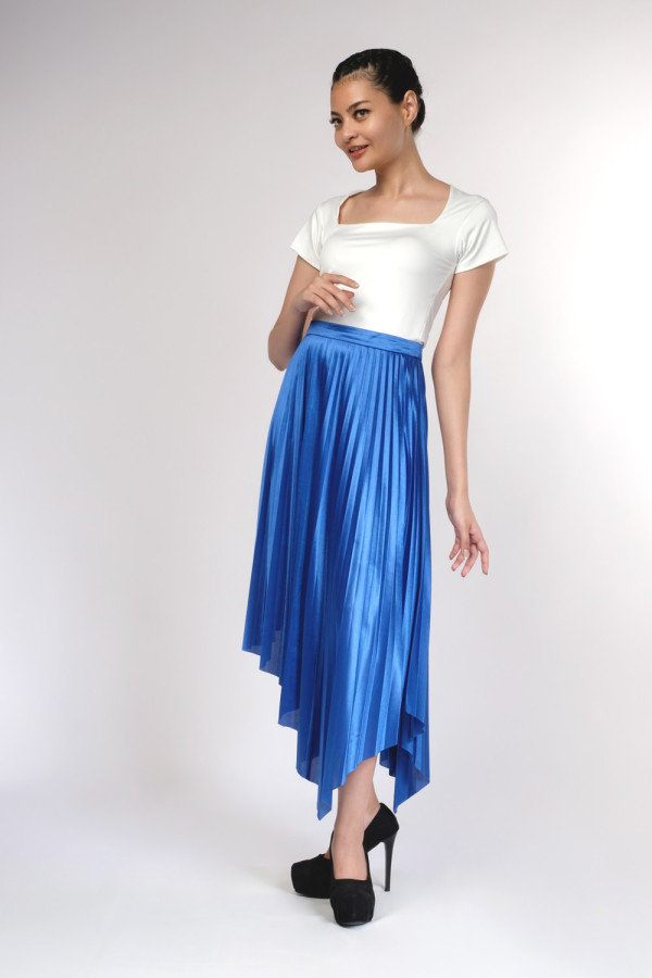 https://stylease-live.satuvisidigital.com/uploads/products/WJcsA8SQT83MNPusuUfb3yXxmhC5NFfkoa8Mg2Ih.jpg