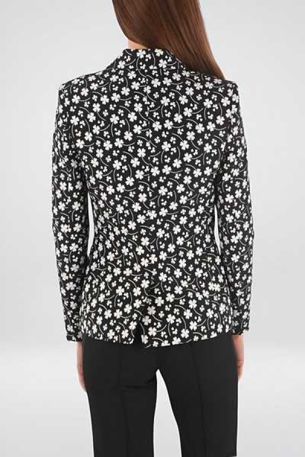 https://stylease-live.satuvisidigital.com/uploads/products/WKErmZG3dbDM4GTC1kqYfJr5l3U7yCda79Qe6xvj.jpg