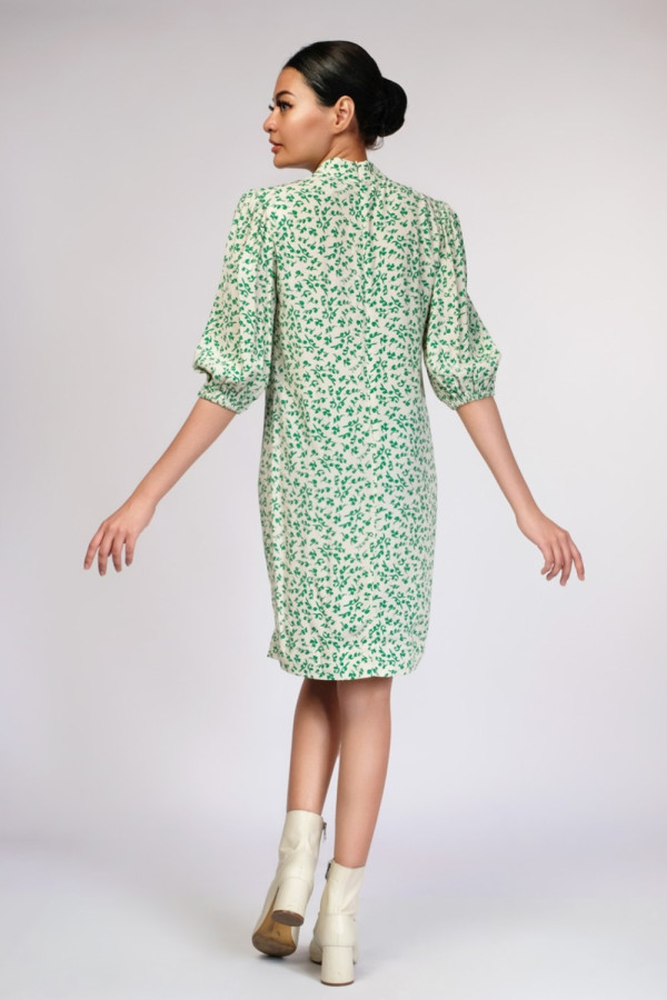 https://stylease-live.satuvisidigital.com/uploads/products/Wv2swysSMZLgt9IjSGe0BCZVObGHBxX2DYo9q64M.jpg