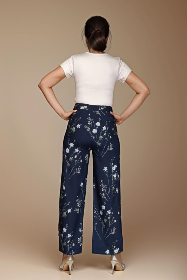 https://stylease-live.satuvisidigital.com/uploads/products/XDvNX9nVo9OFKiKdmgRXfjyNUACck9pqgPxN3oEH.jpg