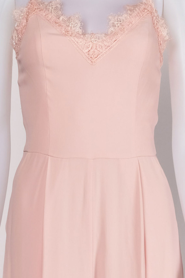 https://stylease-live.satuvisidigital.com/uploads/products/Zzf4ItLoJTwTXrjk5XJ7MBc1dcqizVc33UoddvqB.jpg
