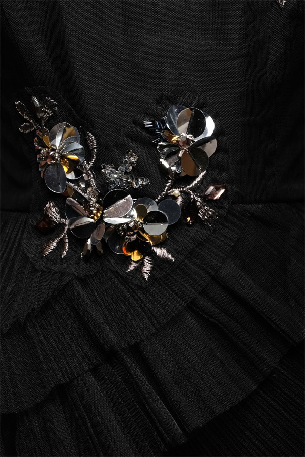 https://stylease-live.satuvisidigital.com/uploads/products/bTeFV1EEM0jeiOGM1fdK269gHy6UYylKT6ngS6qA.jpg