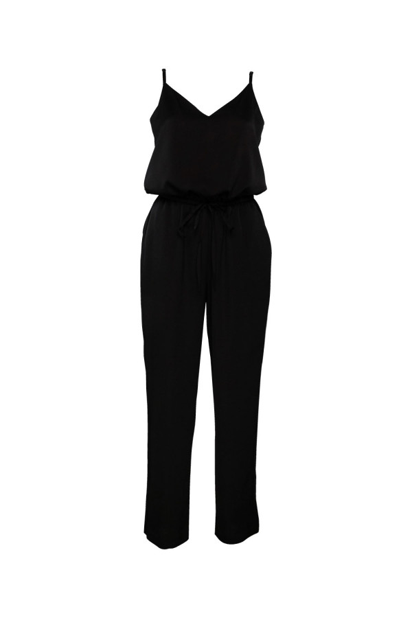 https://stylease-live.satuvisidigital.com/uploads/products/d3VIhPbeFfFo1YVY6lnmshSQOn9A06LNMzvGDXGy.jpg