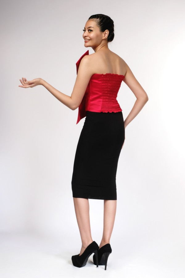 https://stylease-live.satuvisidigital.com/uploads/products/dWng4xJeobKzxYiHkEGcVC2Y9lBVr3u78w7FG5MU.jpg