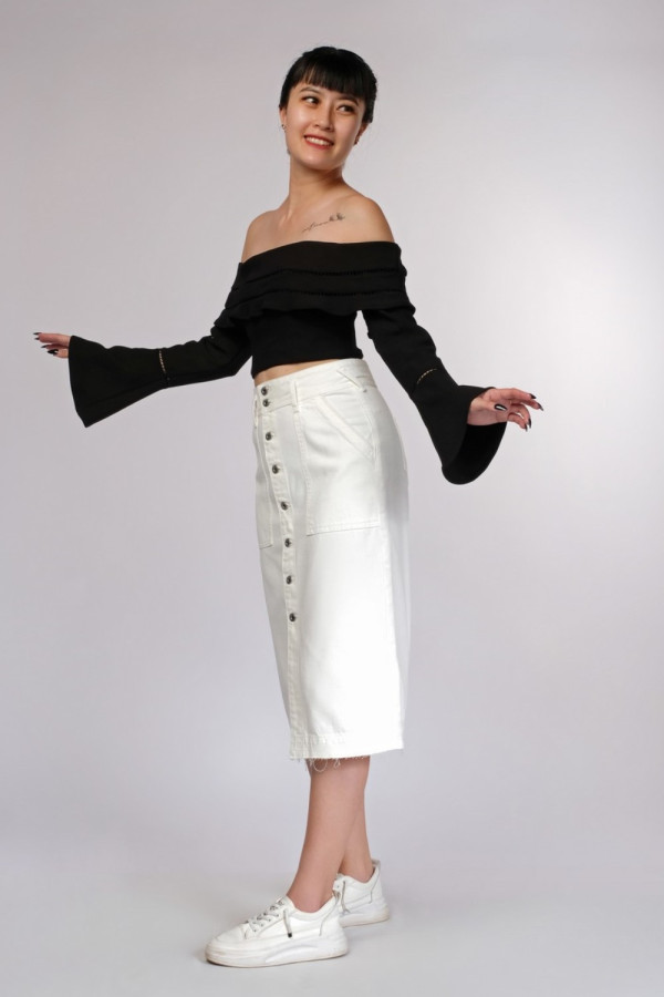 https://stylease-live.satuvisidigital.com/uploads/products/dsCfSKxnyzaHc2EQVFHkInO2F2yh6gMR9m2SCCNs.jpg