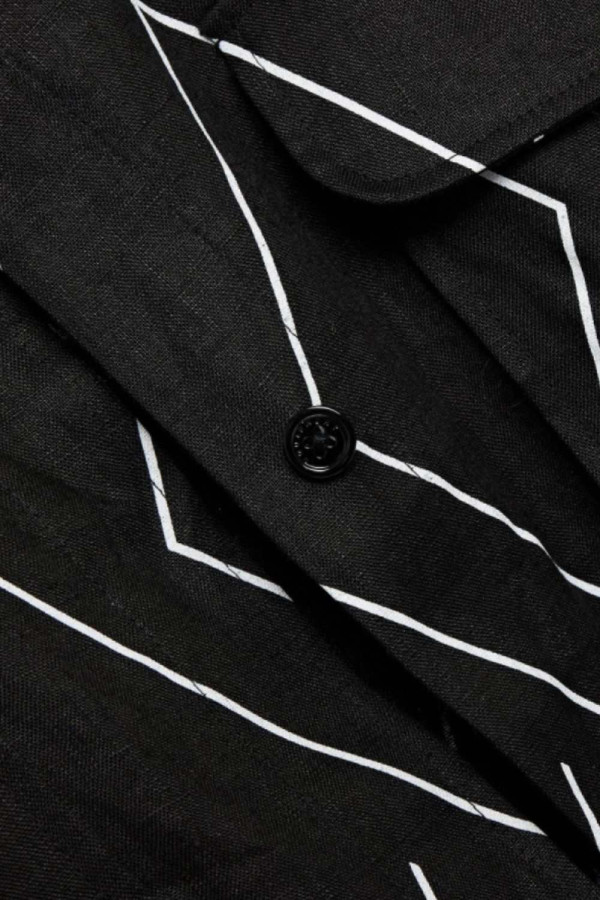 https://stylease-live.satuvisidigital.com/uploads/products/fasc9eRf94jo83WleSAd0VwU8RIjGoKXPbXwYFBp.jpg