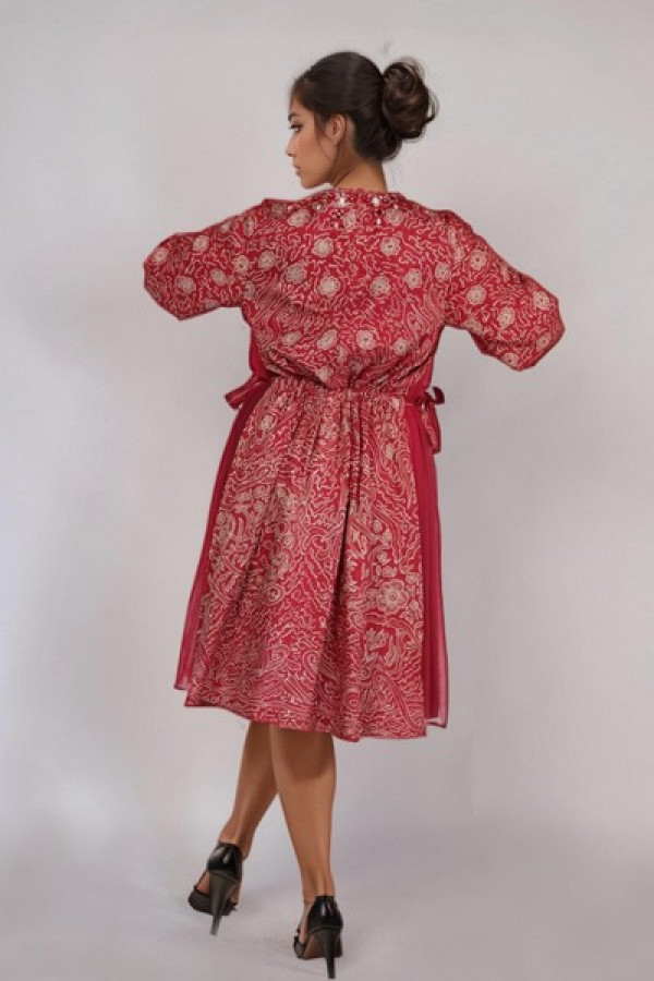https://stylease-live.satuvisidigital.com/uploads/products/g3Bshqjl8kZOjizHPykZRZBW2uxVHB9Z7VRuHmbB.jpg