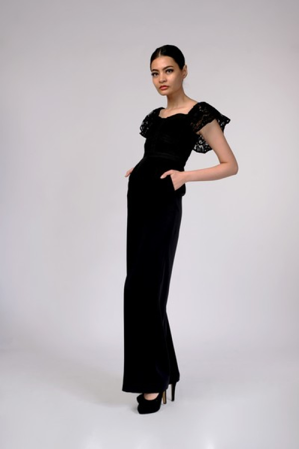 https://stylease-live.satuvisidigital.com/uploads/products/gbgRQbm7jJxYi3ooWYrlm48Rqj4YQWFOQiS7gp9V.jpg