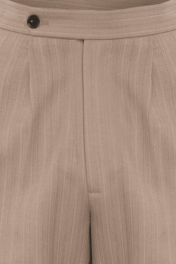 https://stylease-live.satuvisidigital.com/uploads/products/gtQ3PYGSJfkaERC5k1emoSGOQjptKivwa28Eegzb.jpg