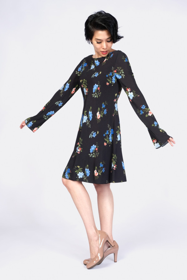 https://stylease-live.satuvisidigital.com/uploads/products/htcYpfF1305xeWGV6BvbKfZOvSZgcEJNATK5Hu8s.jpg