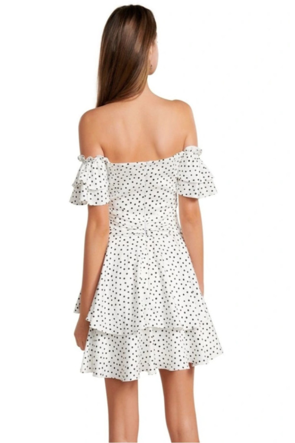 https://stylease-live.satuvisidigital.com/uploads/products/iKCFvlYWtj4BOl9zt2oGd7Q2vl1cf5IIWh7WNS07.jpg
