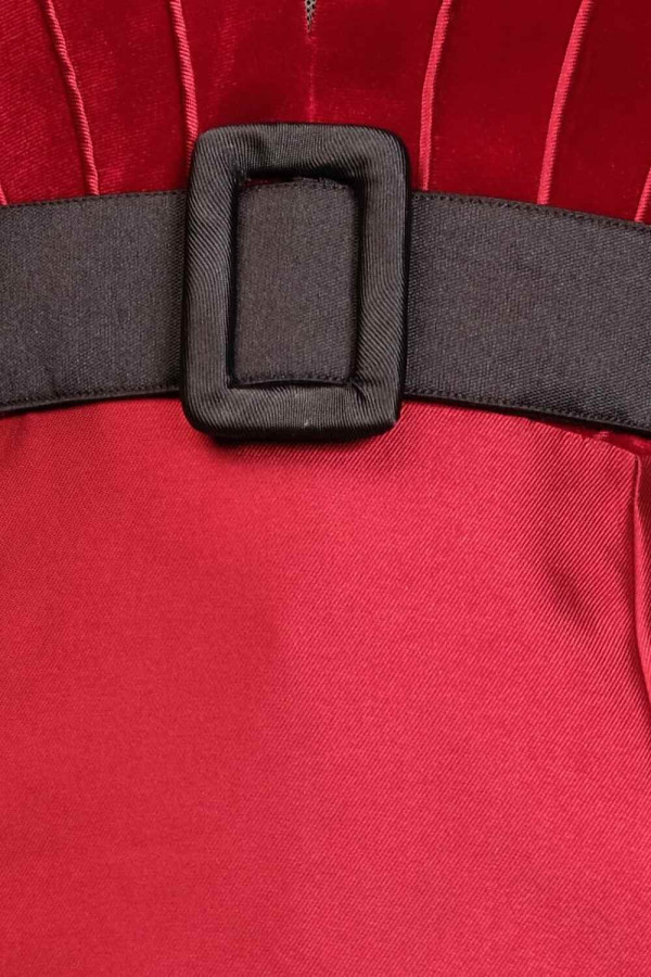 https://stylease-live.satuvisidigital.com/uploads/products/jgOFwlnhOYbenOro96gsW9ylOxhBHhP7NzMUk1OJ.jpg