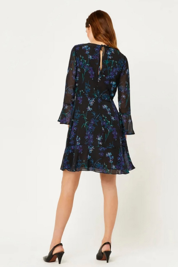https://stylease-live.satuvisidigital.com/uploads/products/kc0s8iP84WTKzxNEO7zEyNxkQWrtCGvdXNLw9aUR.jpg