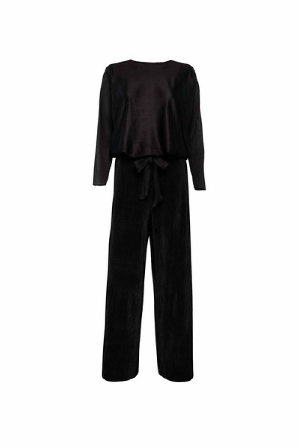 https://stylease-live.satuvisidigital.com/uploads/products/l4IwGgYF1lwL84pzWRj4n9IgJPdJE1rDMpoXG061.jpg