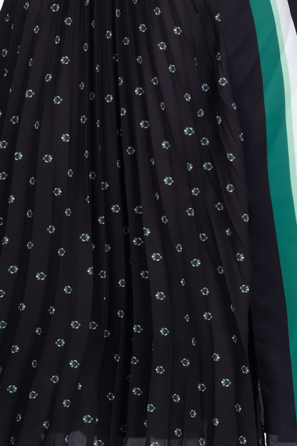 https://stylease-live.satuvisidigital.com/uploads/products/lO3F0NB4aHx2OYyGmlQVv1066p6DOHd8mg2JlbSl.jpg