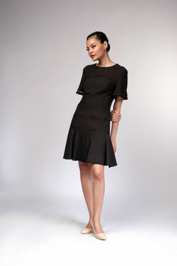 https://stylease-live.satuvisidigital.com/uploads/products/lge65DKgzfPpC3XQUdiOhU7VKoYbeoGF4b7n0Ete.jpg