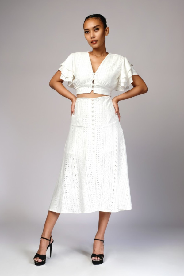 https://stylease-live.satuvisidigital.com/uploads/products/n07UzPbCGI40EFATivkIIZn5AAE7hU4WgBgdtCVE.jpg
