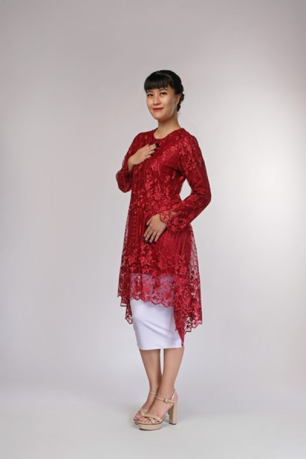 https://stylease-live.satuvisidigital.com/uploads/products/nkWRJ2wiNtME86pIniOH25LZf6dVeqvX3IB79gO8.jpg