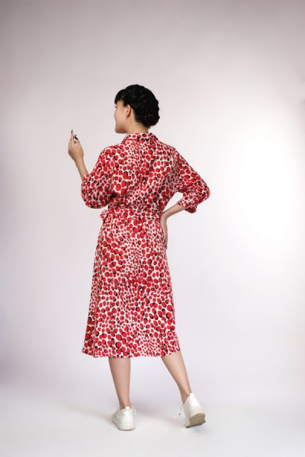 https://stylease-live.satuvisidigital.com/uploads/products/oACviONOYpjQj61LGN4MDNFxTbU2XHY0IYKpo4H3.jpg