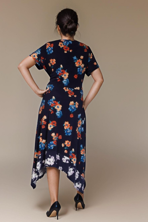 https://stylease-live.satuvisidigital.com/uploads/products/r8nxmyu3fgdVhI2G1lKBvRGljUImU3pXhKrfCmCv.jpg