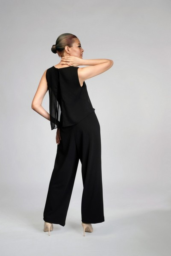 https://stylease-live.satuvisidigital.com/uploads/products/s8XpE0uVO3C7sGOjrZYquR1v1DdphAz6h5qywEcc.jpg
