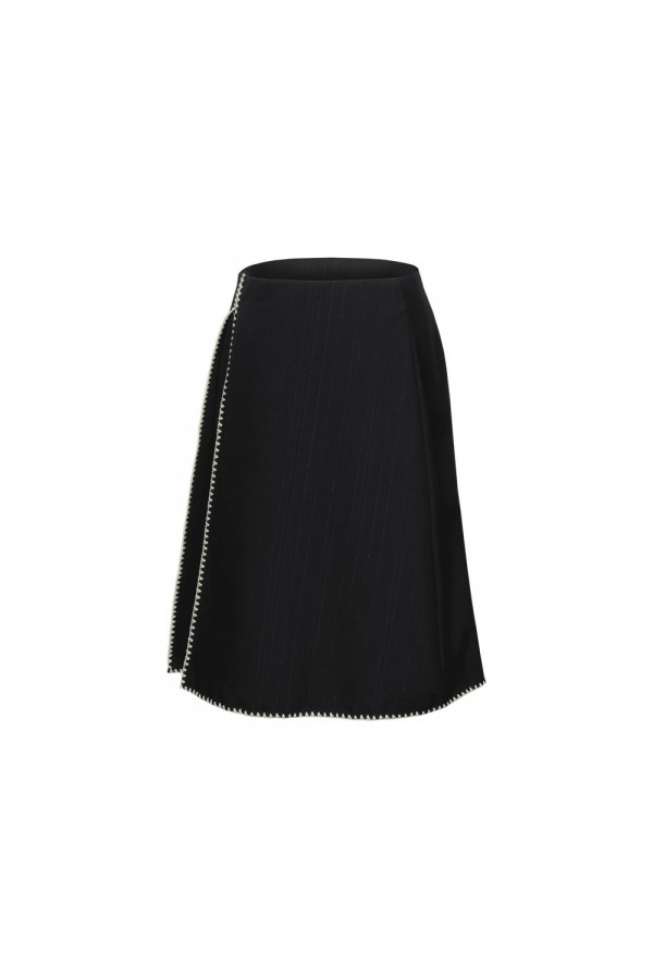 https://stylease-live.satuvisidigital.com/uploads/products/sPY74MEtmmN7D3EdFQcIn2d97GLqsFHdhpVPKOxU.jpg