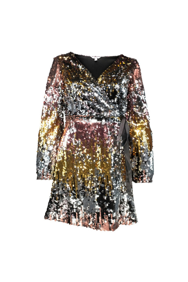 https://stylease-live.satuvisidigital.com/uploads/products/szSaRKxo6tnYptOWyMc5vo0K8zHAlrVfJoZfbNKK.jpg