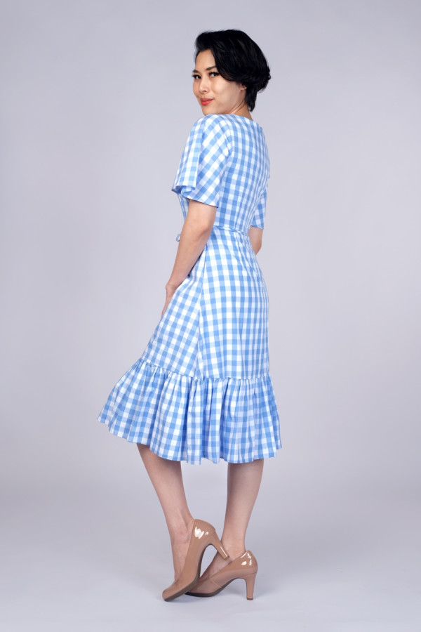 https://stylease-live.satuvisidigital.com/uploads/products/to7JHvhFOG4HdgjVt8enRoByXaASCXM67gjG5sVT.jpg