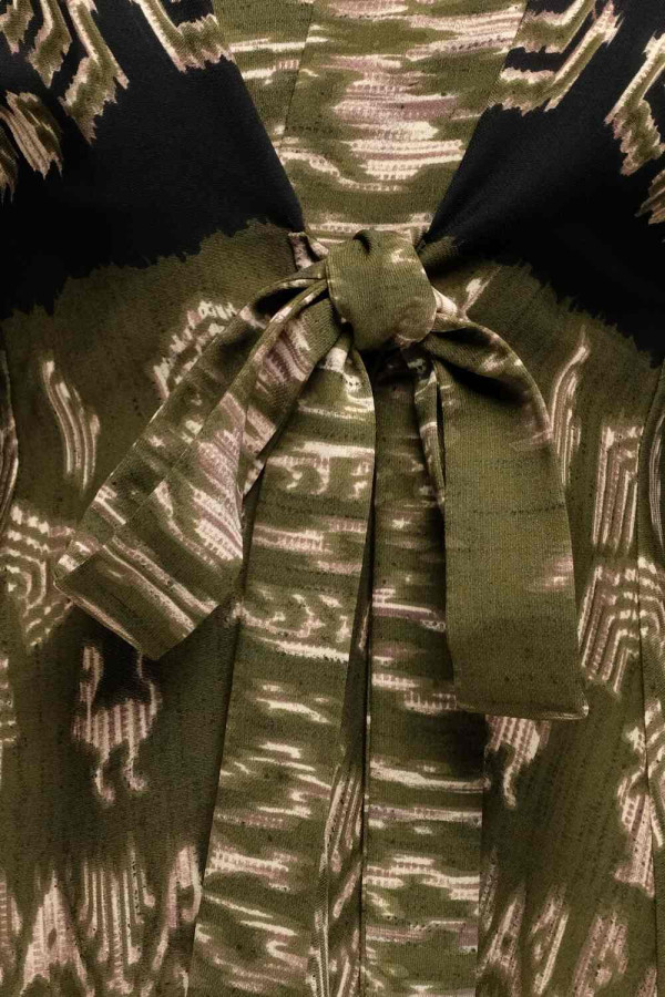 https://stylease-live.satuvisidigital.com/uploads/products/twV2iXHruSuUHA7XFw4T83U1QE0ds87gdBEYYfKL.jpg