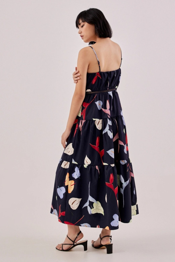 https://stylease-live.satuvisidigital.com/uploads/products/uDcsdKbGTcfzUplGX7nB9A5u38t0dWfMesTQsA7p.jpg