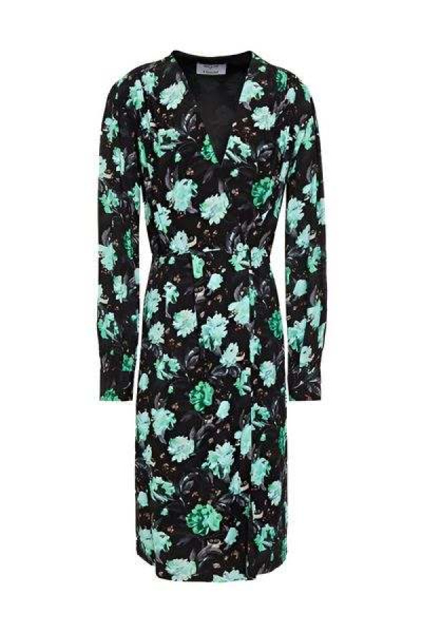https://stylease-live.satuvisidigital.com/uploads/products/uRLx17GgryHOiFFG5OZFUgdTc7m78cUksZb6zyUX.jpg