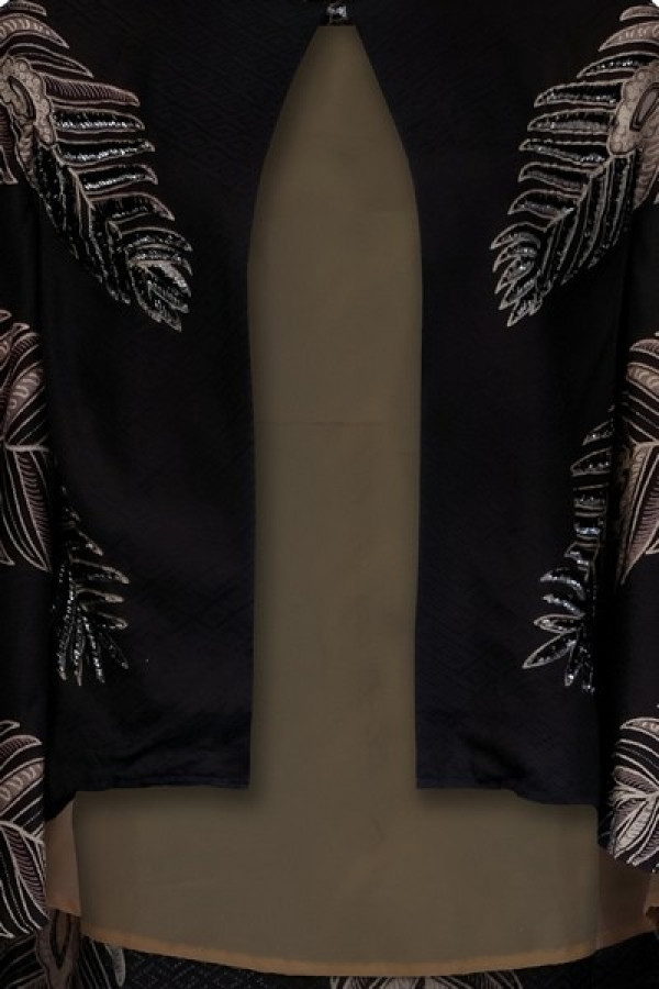 https://stylease-live.satuvisidigital.com/uploads/products/vKa4olbcHSTBry1UMiKe04tByO6iOHwW40J80tlM.jpg