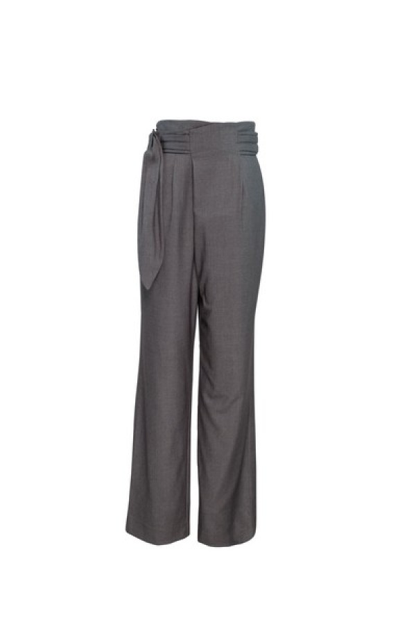 https://stylease-live.satuvisidigital.com/uploads/products/vWv4KcnlMpMEyVGdAaPeDb1prIWRx5ImZNz341bU.jpg