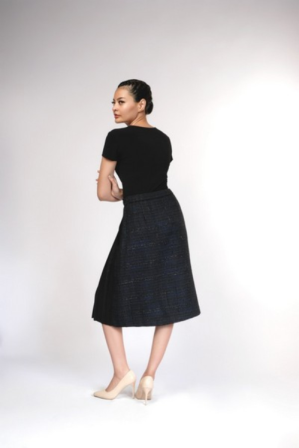 https://stylease-live.satuvisidigital.com/uploads/products/vz8pASK5kEqfXlGWPUgt2T6dKvfODW1Um0FsW8lK.jpg