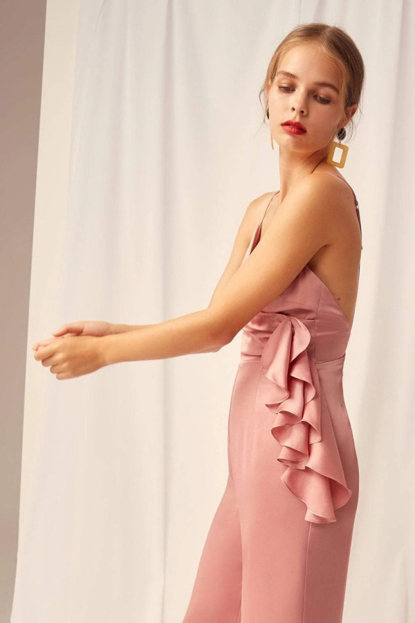 https://stylease-live.satuvisidigital.com/uploads/products/wOY2gfFZ2kYz7yZPZwDFqI95taa63vDHdkEeCuBT.jpg