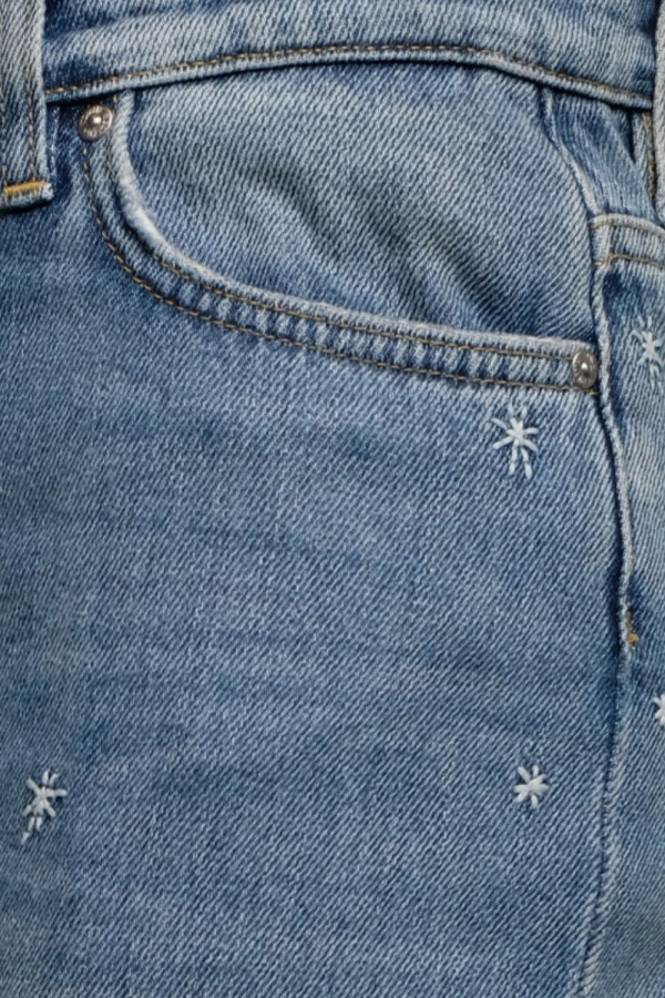 https://stylease-live.satuvisidigital.com/uploads/products/wqrFUG9VwJIdrCCK6wAObmZ7hYyIVeWbJTHKFqiK.jpg