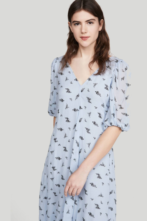 https://stylease-live.satuvisidigital.com/uploads/products/xJZd2hyVLtWg29nVxBGsFRggzPg2adFLVA5XD3Bg.jpg