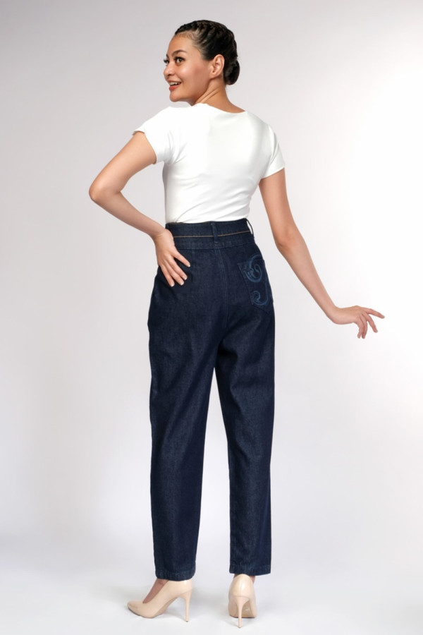 https://stylease-live.satuvisidigital.com/uploads/products/yRn6XaycrLP1ZHuNbXbRfzP4itLHw86EtgZN76TW.jpg