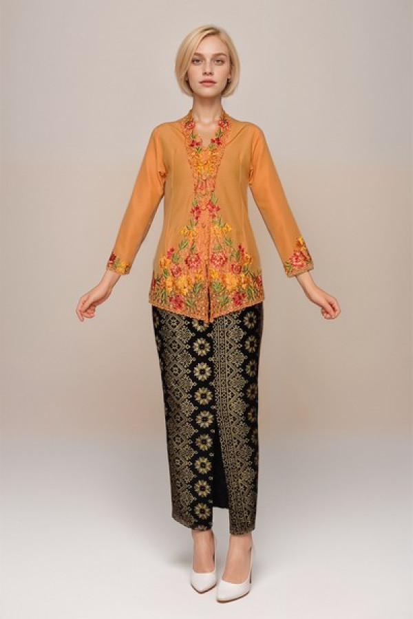 Blossom Kebaya Top